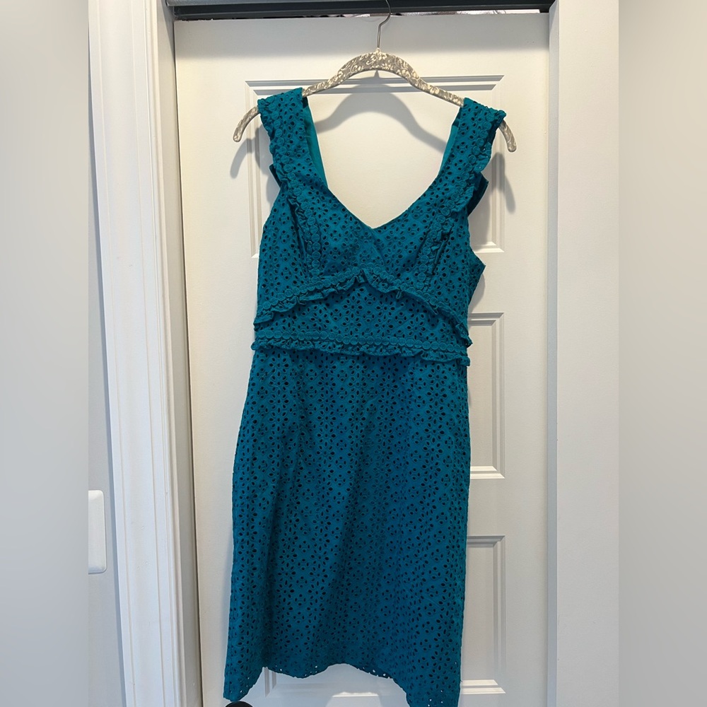 NWT Lilly Pulitzer Kaylee Shift Dress Teal Petite Petal Eyelet Lace Size 2
